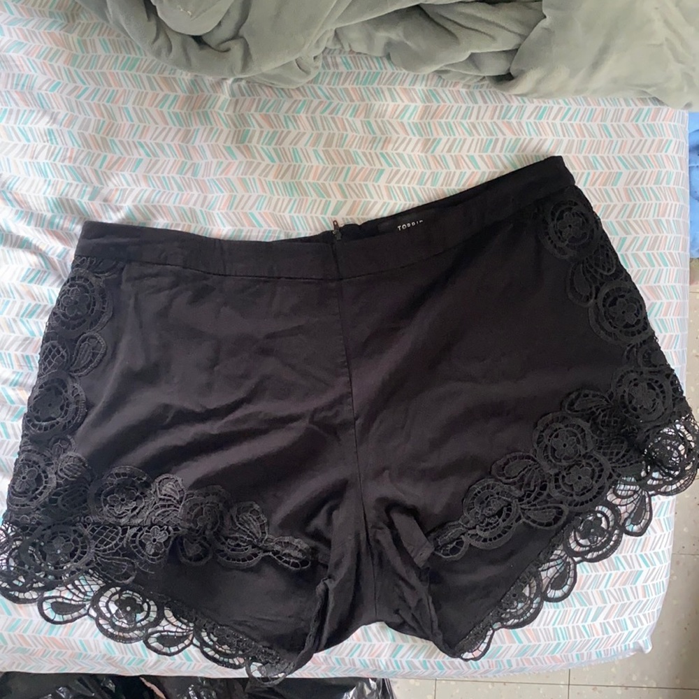 Torrid lace shorts